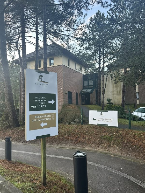 Panneau signalétique aux Dunes